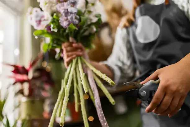 Florist Near Me AED 100