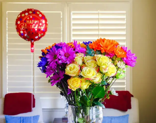 Birthday Surprise Flower Delivery in Dubai from AED 100 – Flowersmart.ae