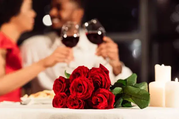Fresh flower gifts for men in Abu Dhabi – FlowerSmart bouquets from AED 100