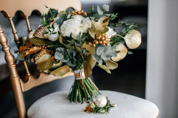 Bridal bouquet Dubai - Bloom with love on your big day from Flowersmart.ae starting at AED 100
