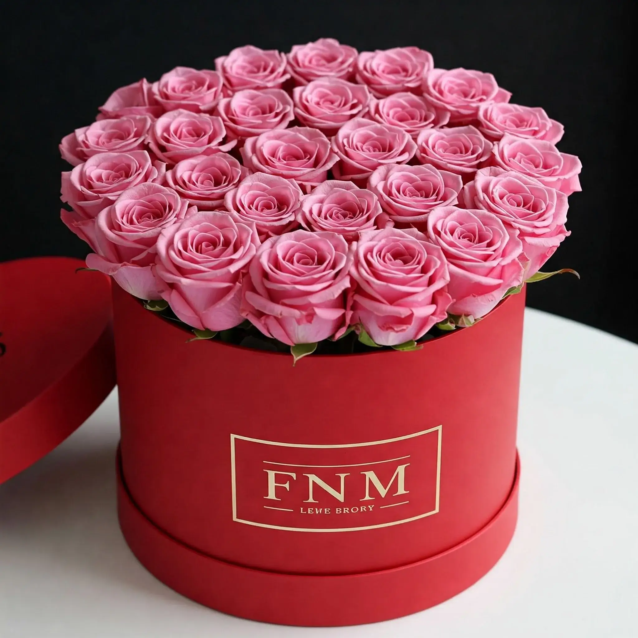 Fresh Pink Roses Box
